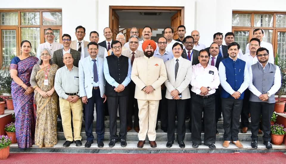 राज्यपाल ने निजी विश्वविद्यालयों से मिलेट्स, होमस्टे, एआई व शोध में सहयोग की अपील की 2 1000191838