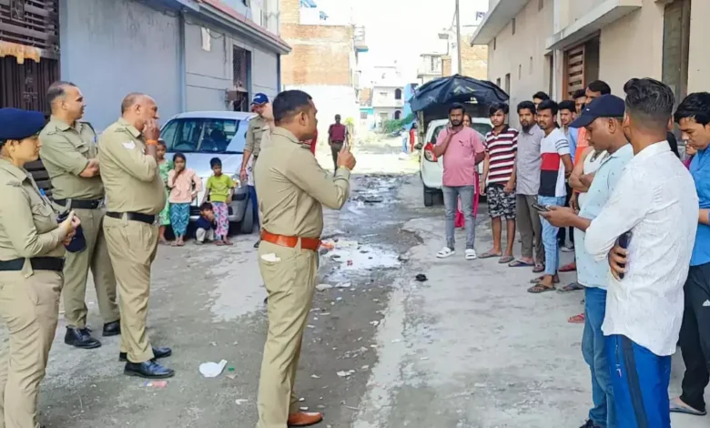 देहरादून में किरायेदार सत्यापन अभियान: 168 मकान मालिकों पर कार्रवाई, 16.80 लाख रुपये जुर्माना 1 a79e060811d4c7016270d074f9b99180