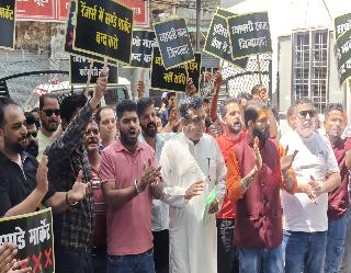 हर रविवार को जाम की अनदेखी, फिर भी जारी होती है संडे बाजार की अनुमति 1 t ragers ground